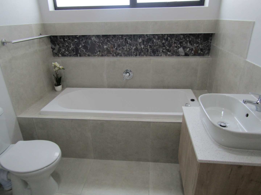 3 Bedroom Property for Sale in Britannia Bay Western Cape